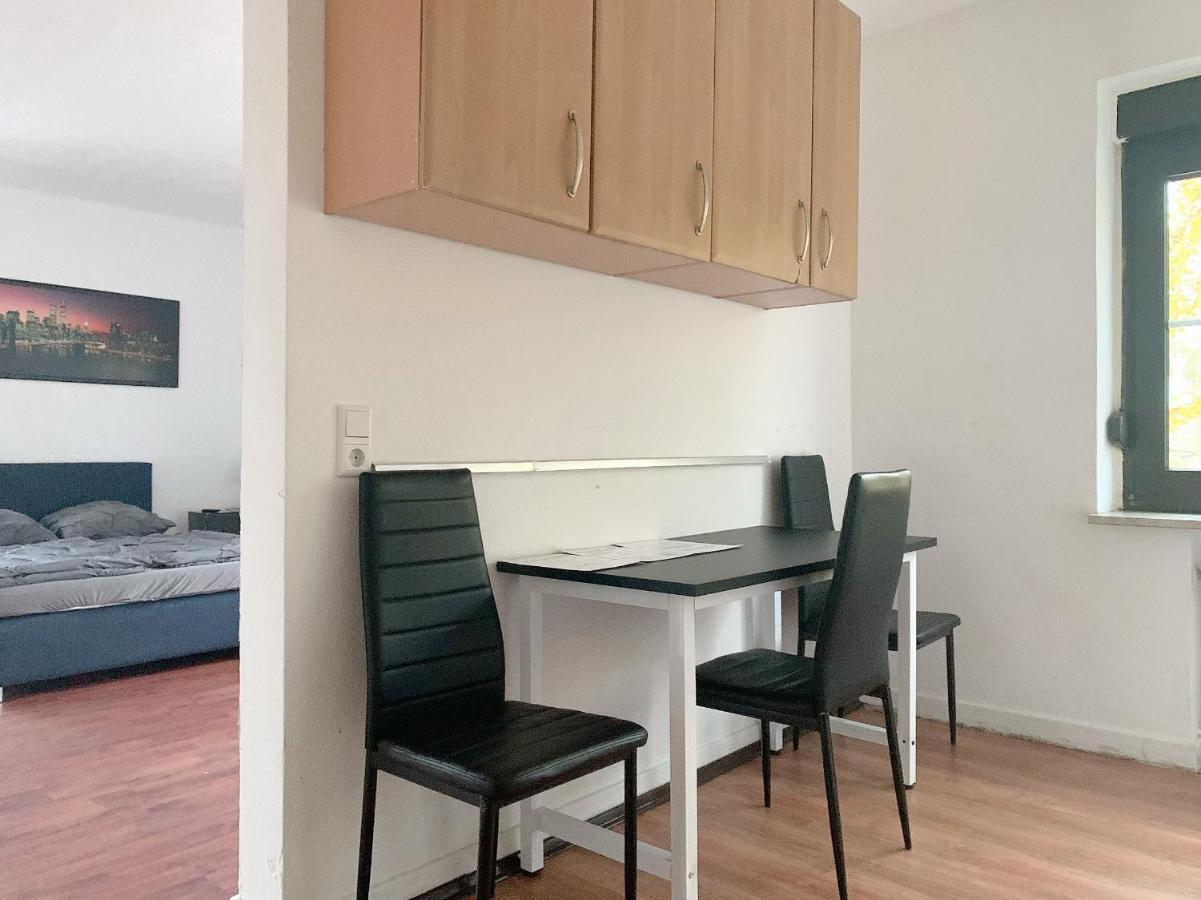 Moebliertes Wohnung Am Geroweiher Moenchengladbach Esterno foto
