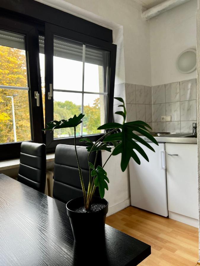 Moebliertes Wohnung Am Geroweiher Moenchengladbach Esterno foto