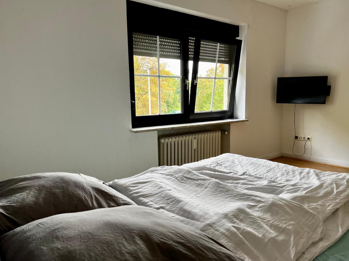 Moebliertes Wohnung Am Geroweiher Moenchengladbach Esterno foto