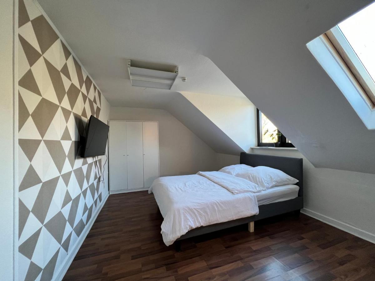 Moebliertes Wohnung Am Geroweiher Moenchengladbach Esterno foto