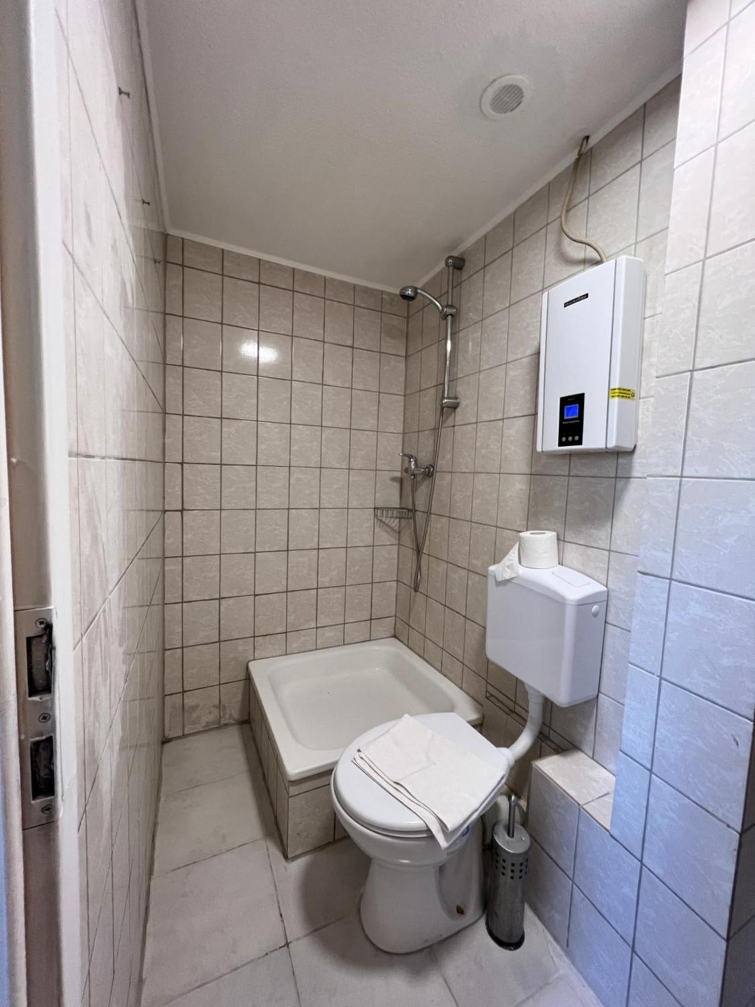 Moebliertes Wohnung Am Geroweiher Moenchengladbach Camera foto